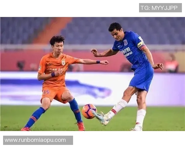 南京篮球队与重庆篮球队赛后复盘分析团队配合与战术执行的精彩瞬间 南京篮球队与重庆篮球队赛后复盘分析团队配合与战术执行的精彩瞬间