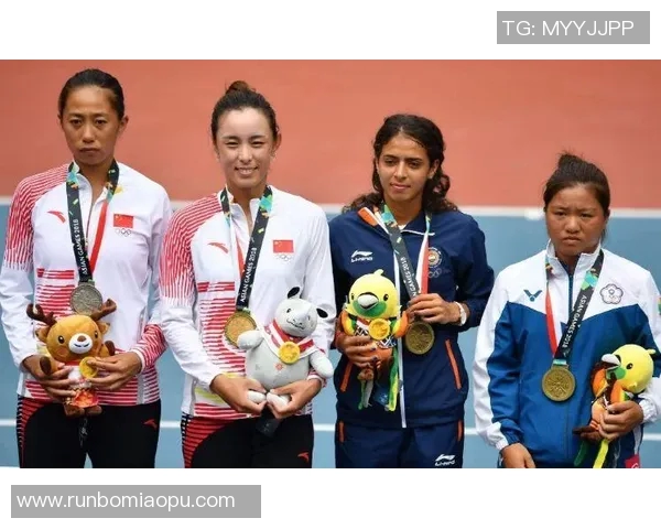 对话李芳：探索她的网球生涯与奋斗历程的背后故事