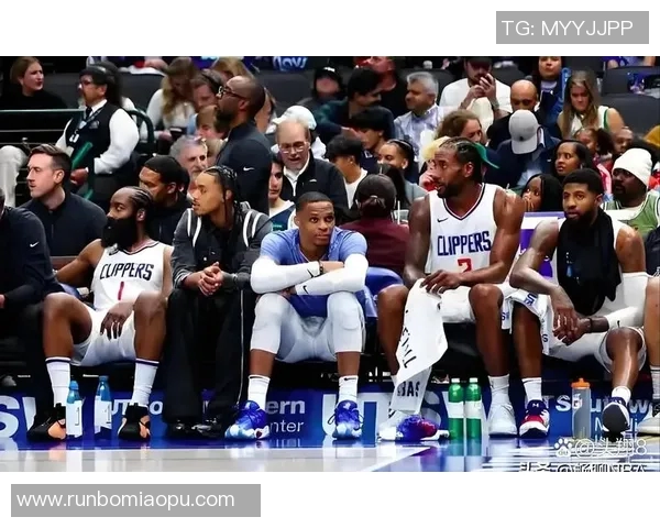 快船战胜雷霆全场32分10助攻的精彩表现引发热议