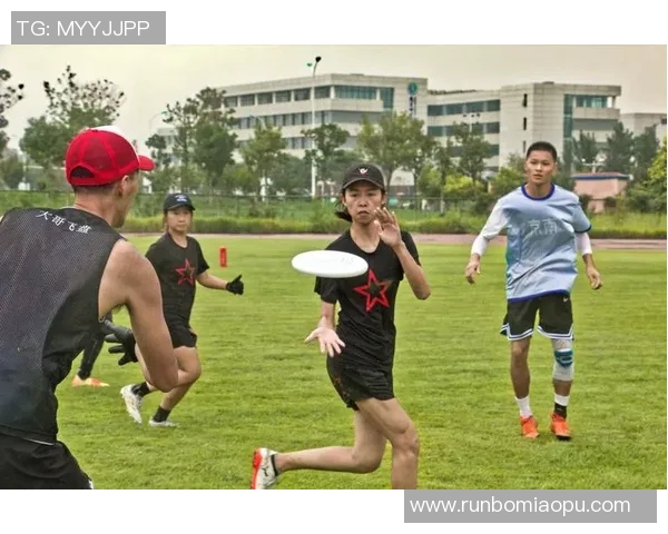 重庆飞盘队与武汉飞盘队赛后复盘分析两队状态及表现对比 重庆飞盘队与武汉飞盘队赛后复盘分析两队状态及表现对比